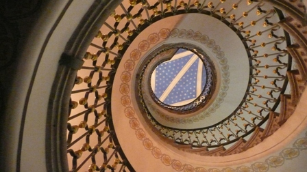 1-escalera-elicoidal