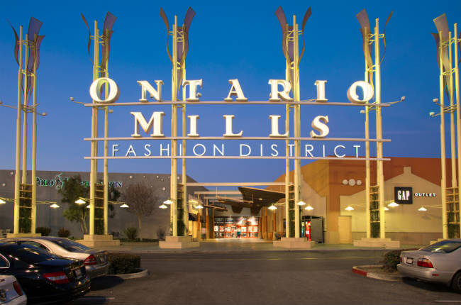 10.07.2013-12.12.39_Ontario Mills Fashion District_650x430
