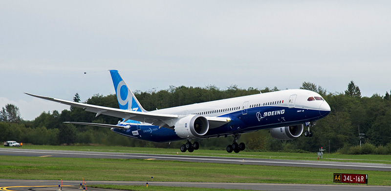 Boeing Realiza el Primer vuelo del 787-9 Dreamliner