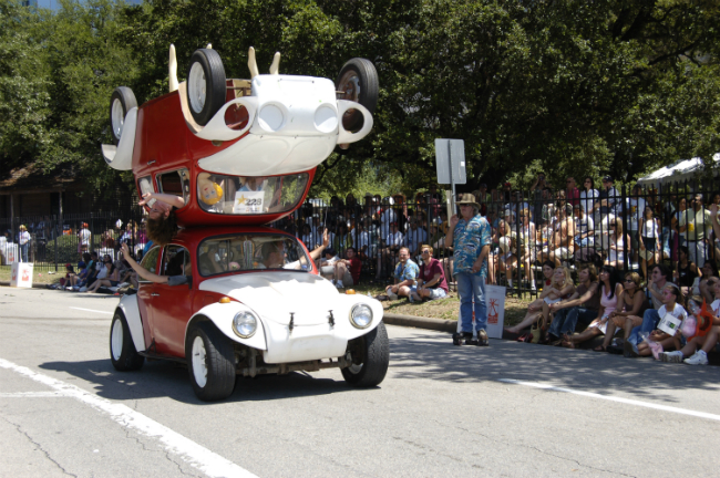 Houston Art Car Parade te invita a celebrar la creatividad