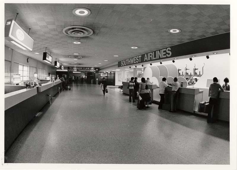 main-ticket-counter